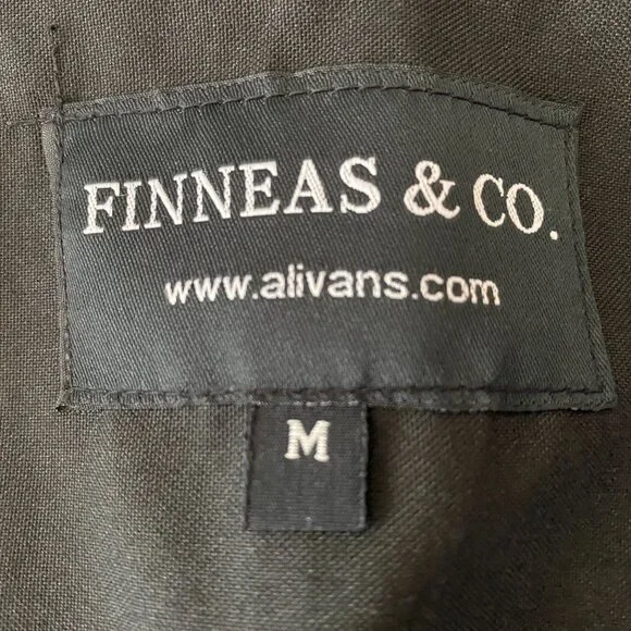 Regal School Robe – Green Lining – Inspired by Harry Potter | Adult Medium - Picture 3 of 8